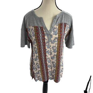 Daytrip Womens Size S Top Gray Short Sleeve Boho Floral Striped Casual Blouse